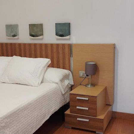 Apartamento Torres19 Apartment Sevilla Bagian luar foto