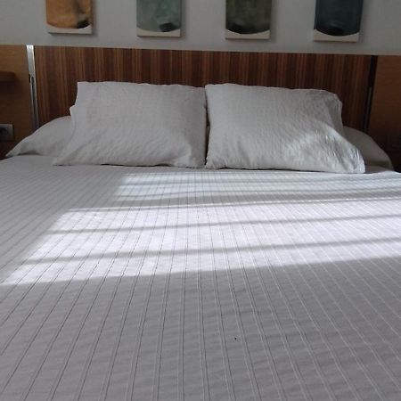 Apartamento Torres19 Sevilla Bagian luar foto