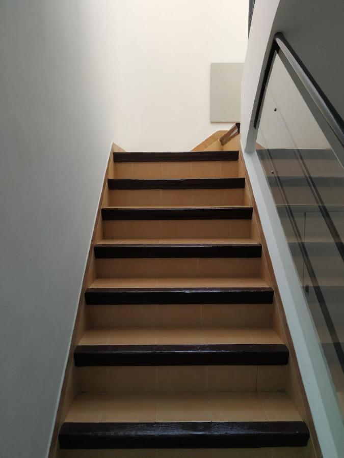Apartamento Torres19 Sevilla Bagian luar foto